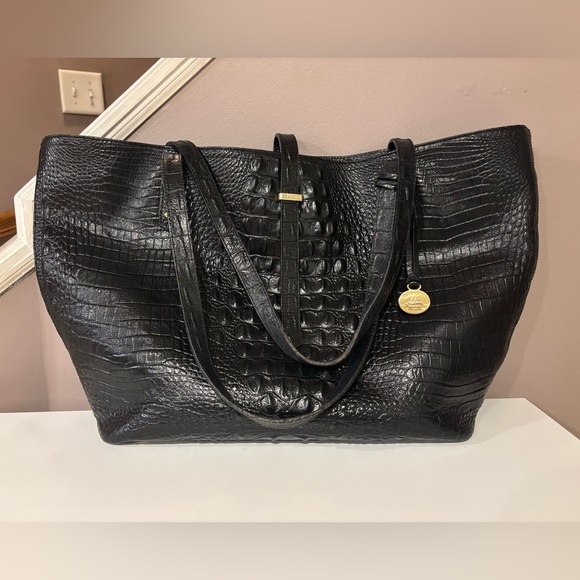 Brahmin tote in good used condition - Picture 1 of 10